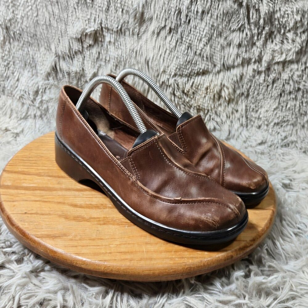 Clarks Brown Leather Slip On Womens Size 10M Shoes Loafers Comfort Clogs 70423